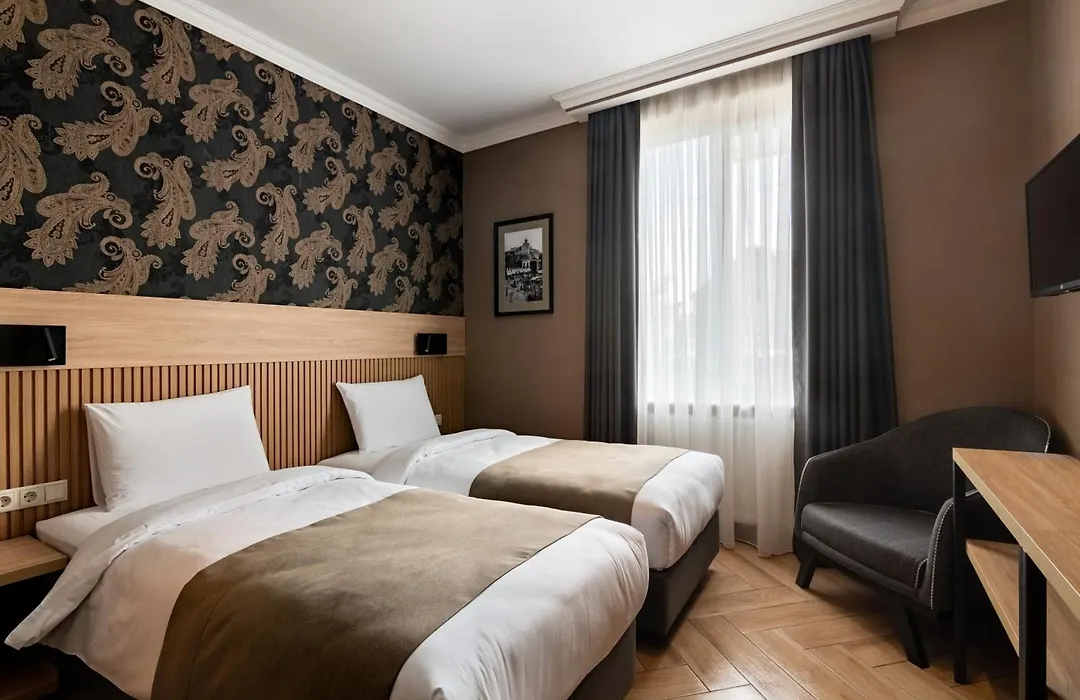 Hotel Old Wall-1